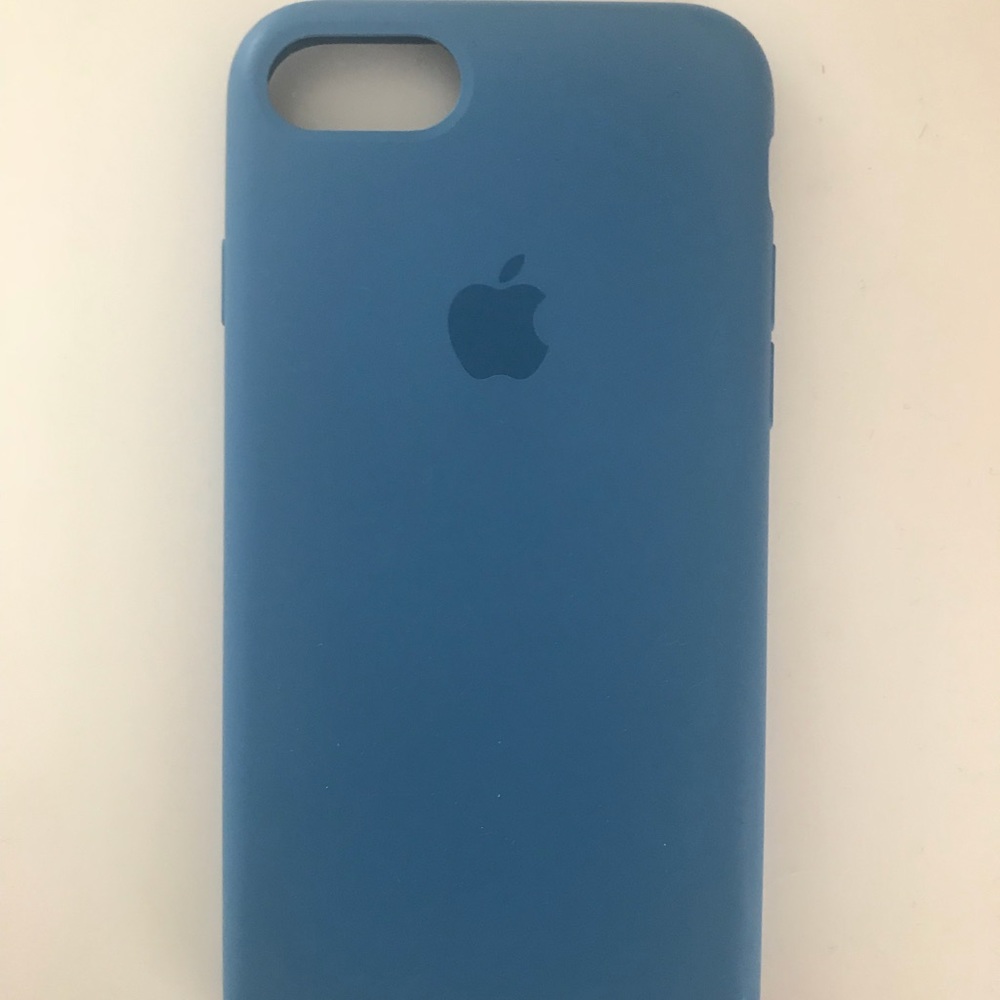 Brand New Apple iPhone 7/8 Silicone Case